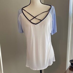 Rue21 White and Light Blue Crisscross Tee